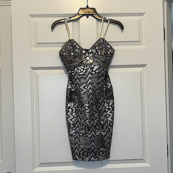 Morilee by Madeline Gardner Beaded Cocktail Dress Geometric Sequin Bodycon S - Picture 4 of 14